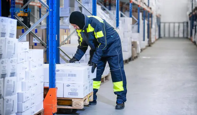 Tác động mùa mưa lũ đến độ ẩm kho lạnh