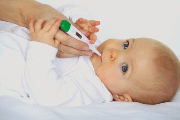 Cách sử dụng nhiệt kế điện tử kiểm tra thân cach su dung nhiet ke dien tu do o mieng